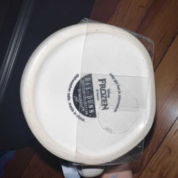 NEW✨ RAE DUNN DISNEY FROZEN OLAF TOPPER MUGS / Coffee/Decor/Collector It… - Picture 5 of 7